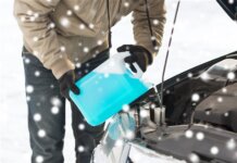 Frostskyddsmedel för rutan – glöm inte att fylla på vintern! frostskydd